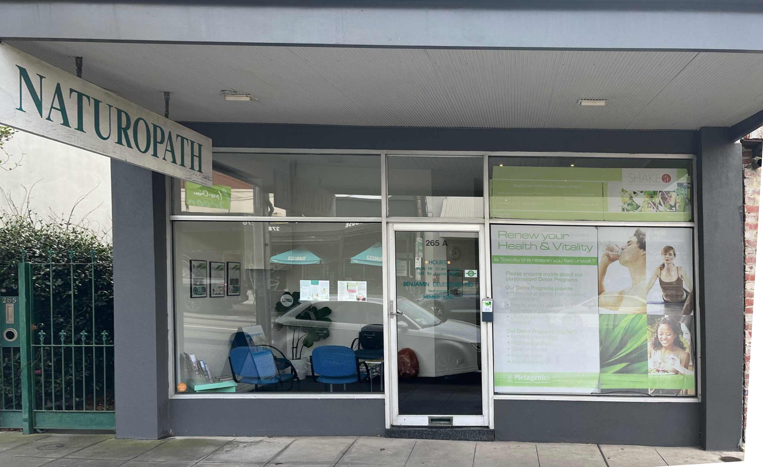 Maximilian Ferraiuolo, Holistic Medicine, Carrum Downs, VIC