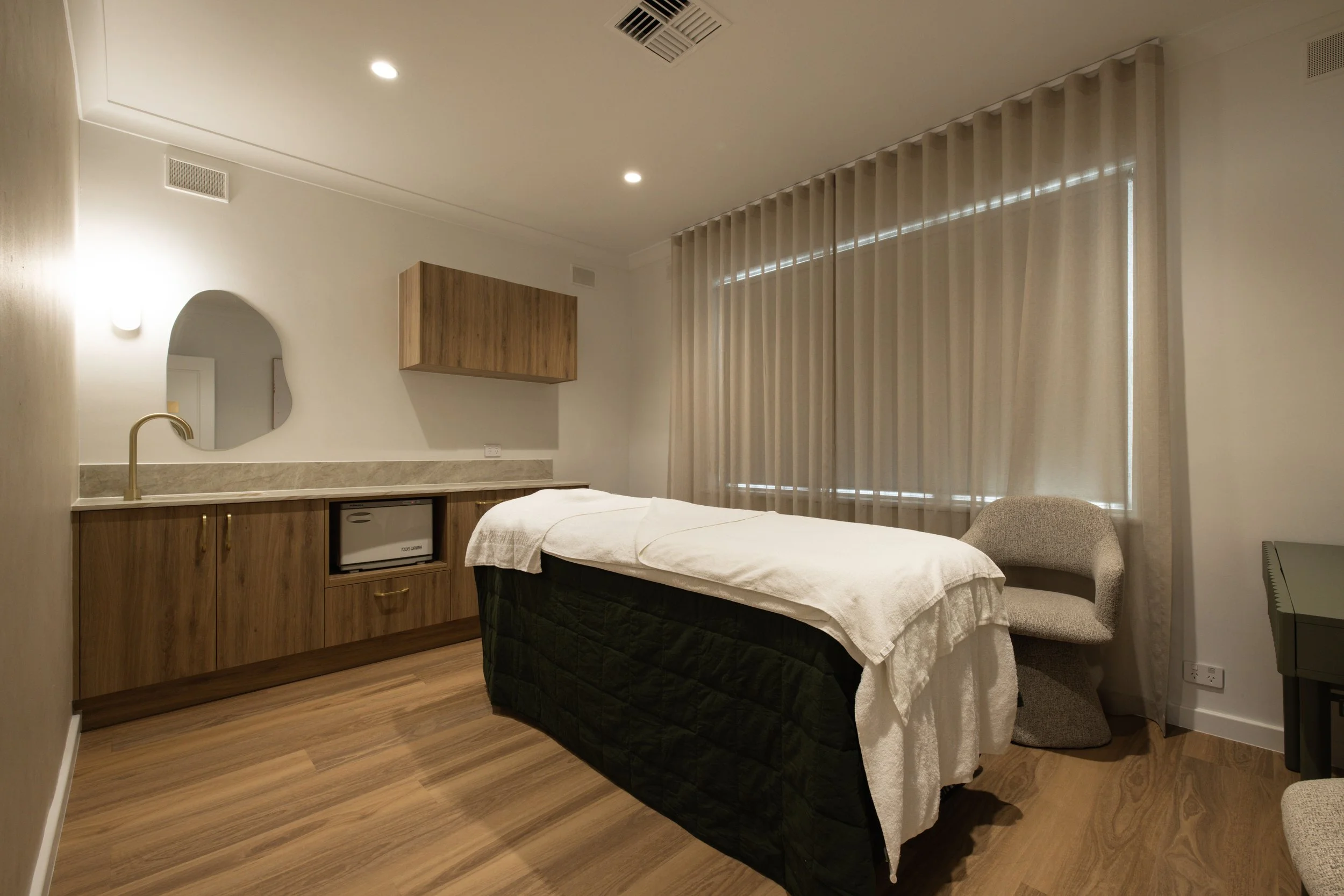 Adelphè Wellness, North Plympton, SA