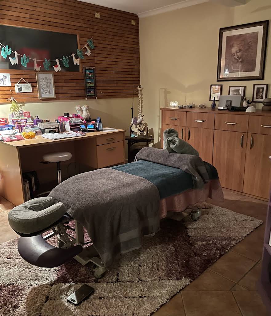 Lisa Welsh Esoteric Massage Healing, Kenmore, QLD