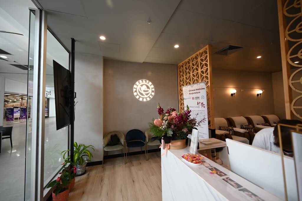 Healing Moments Massage & Acupuncture, Springwood, QLD