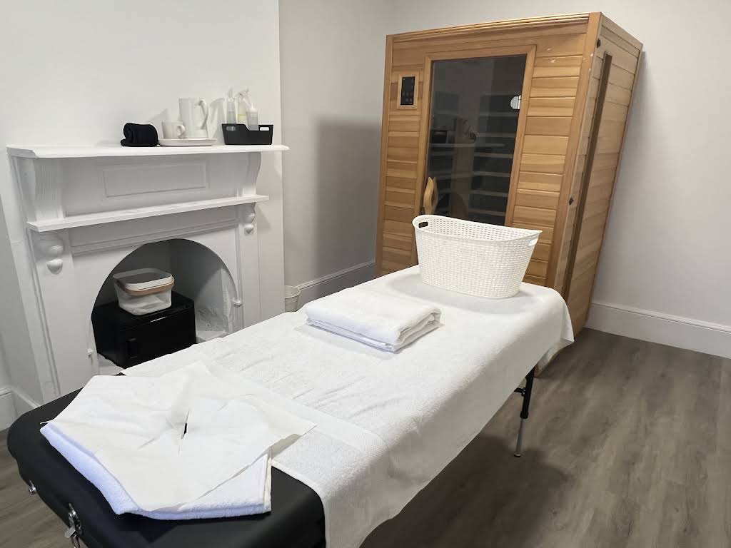 Bonjour de Spa, Richmond, VIC