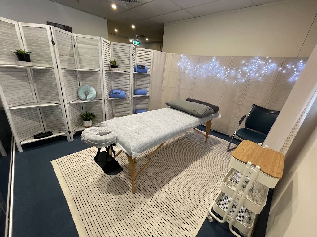 Divine Escentials Massage, Hurstville, NSW