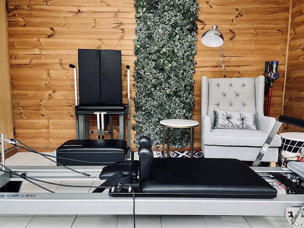 Studio Young & Free, Coopers Plains, QLD